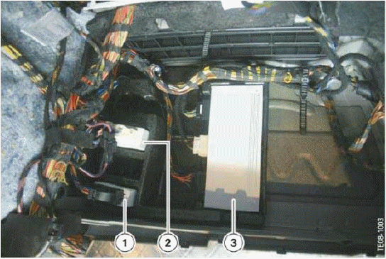 Automatic Luggage Compartment Lid Actuating System